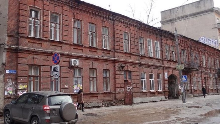 Главная картинка новости: В Воронеже отменили аукцион на капремонт ОКН «Домов Стародубовой и Клюева»