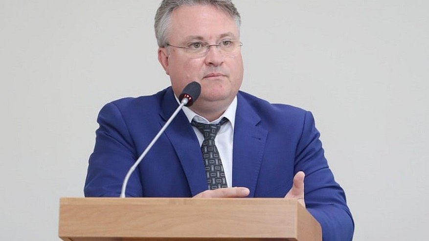 Главная картинка новости: Сразу после ухода мэра Кстенина Воронеж начали загонять в долги?