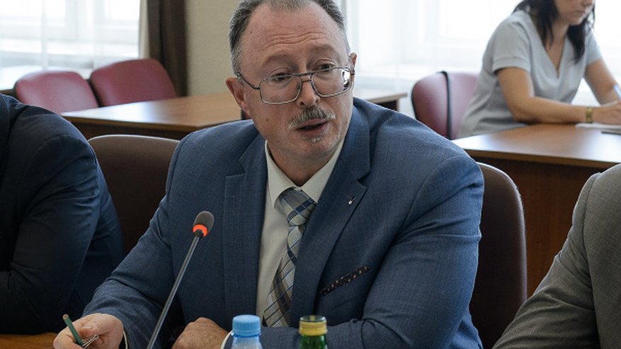 Главная картинка новости: Экс-замруководителя воронежского департамента решил сэкономить 50 тыс. рублей штрафа
