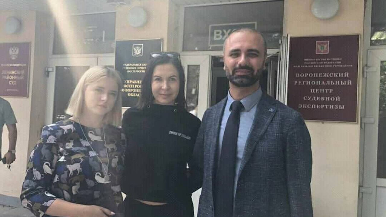 Главная картинка новости: Воронежские следователи выпустили гендиректора «Модуса» из изолятора