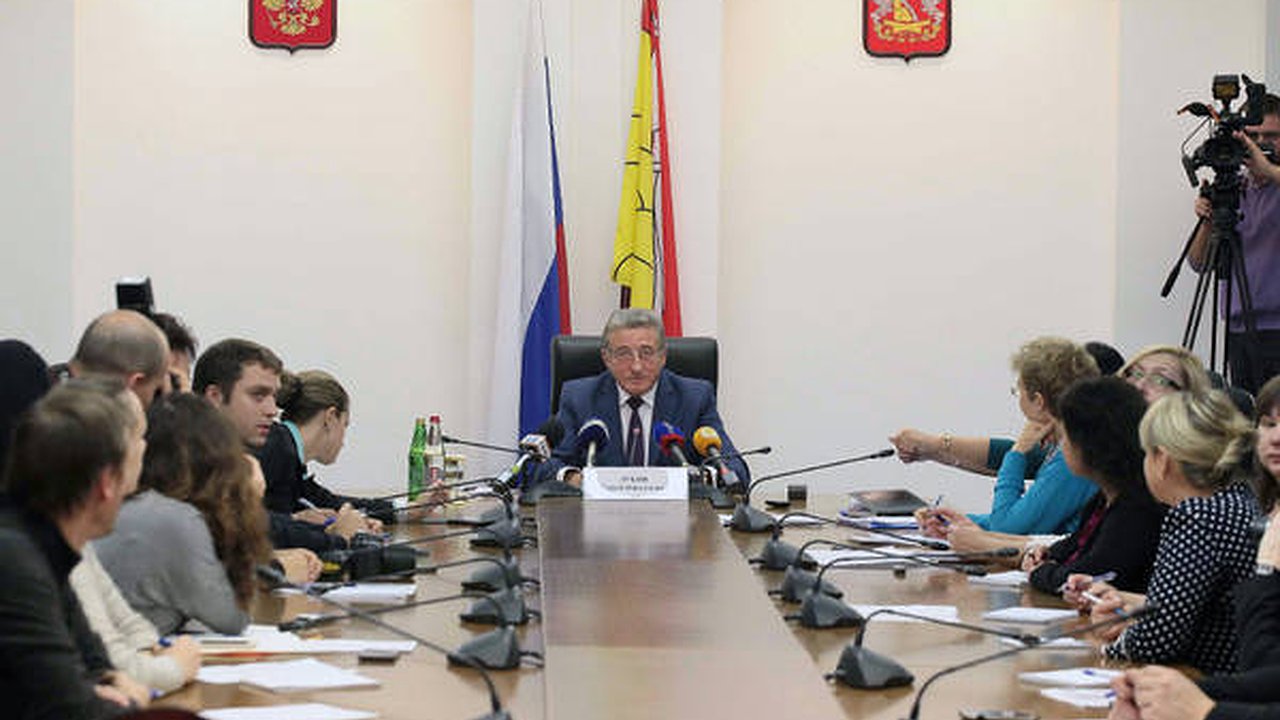 Главная картинка новости: Воронежские сенаторы за год увеличили свои доходы