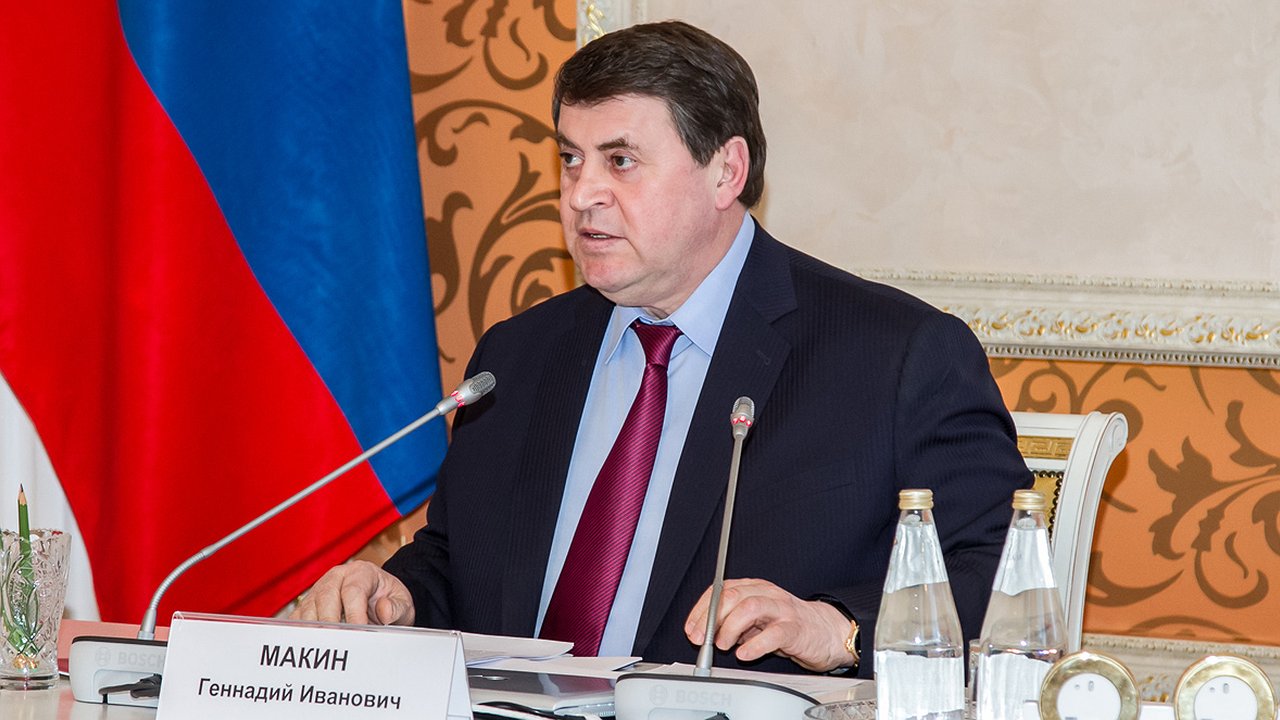 Главная картинка новости: Почему Геннадию Макину не быть воронежским губернатором
