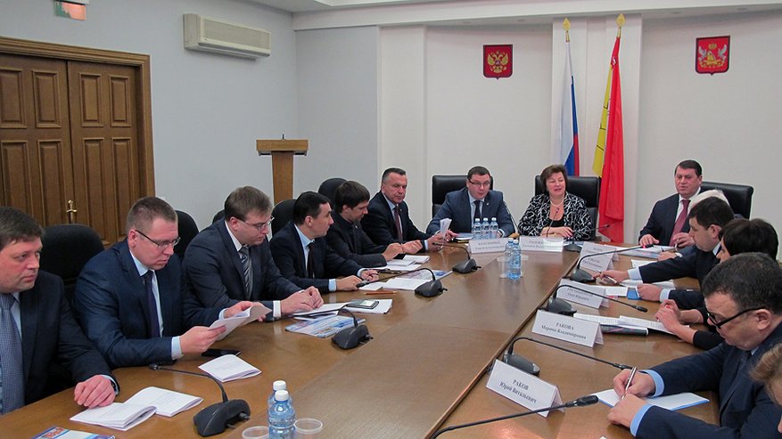 Главная картинка новости: Воронежский вице-губернатор: «Будем уходить вниз»