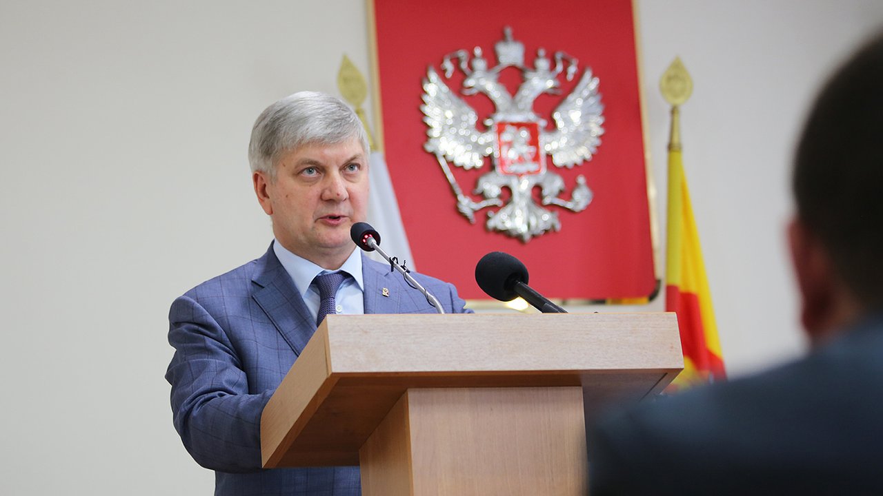 Главная картинка новости: Воронежский мэр почти выполнил поручение губернатора