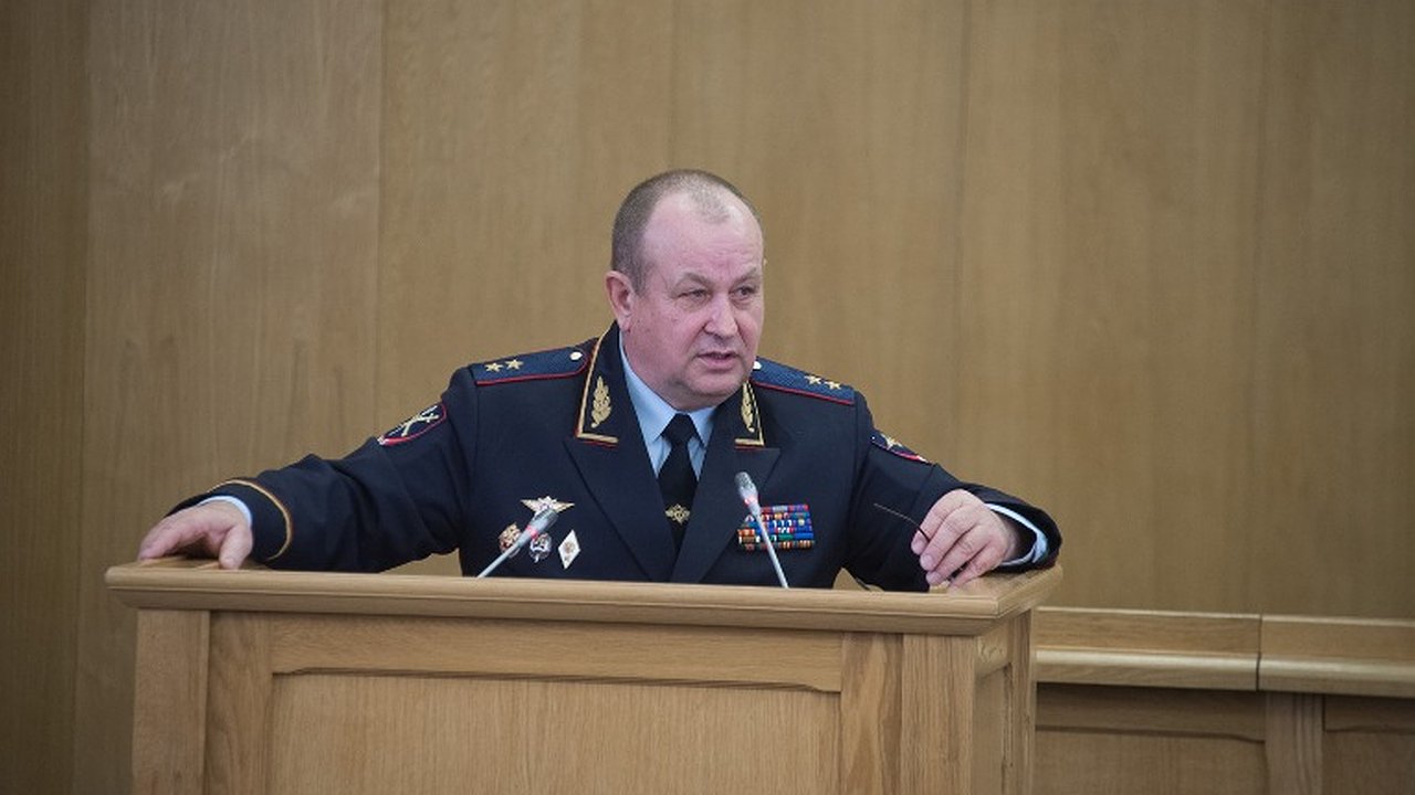 Главная картинка новости: Глава воронежской полиции спрогнозировал социальный взрыв в области