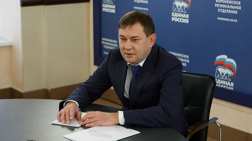 Главная картинка новости: Владимир Нетесов поднялся на 2 строчки в годовом медиарейтинге глав заксобраний субъектов РФ