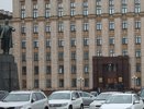 У здания правительства на площади Ленина запретят парковку личных авто чиновников