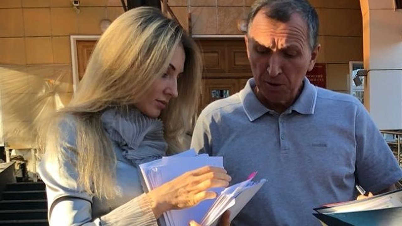 Главная картинка новости: Воронежский экс-префект обжалует два года колонии в суде