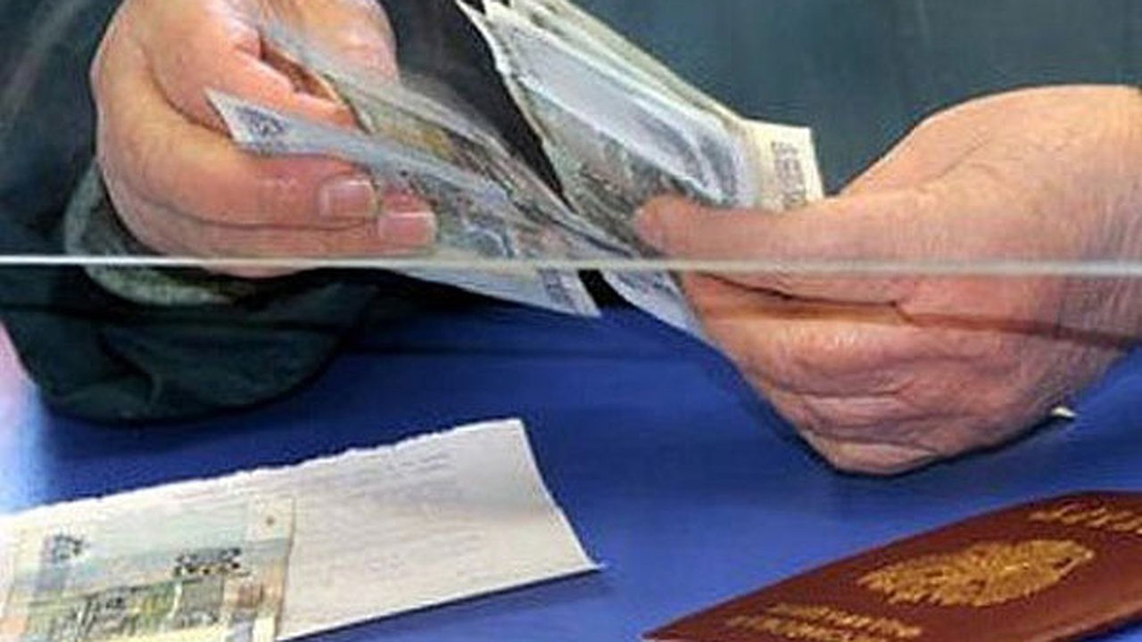 Главная картинка новости: Воронежским пенсионерам пообещали не задерживать выплаты 