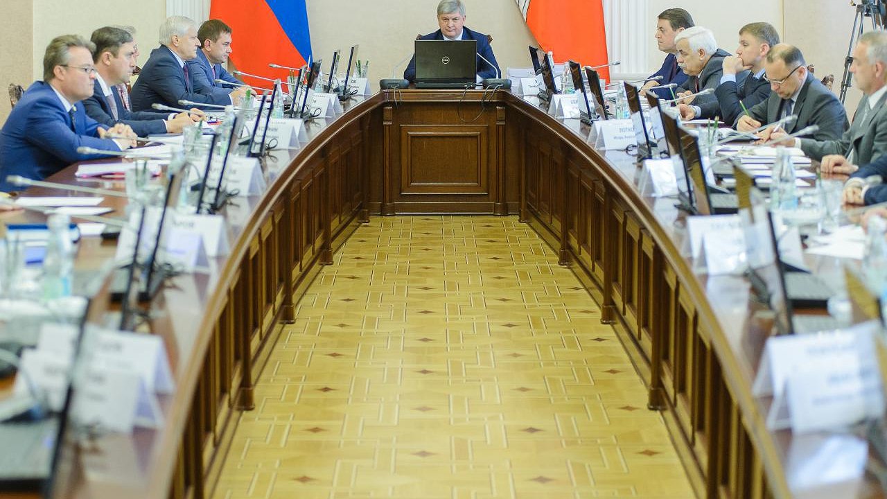 Главная картинка новости: Воронежская область исполнила бюджет с профицитом 7 млрд рублей