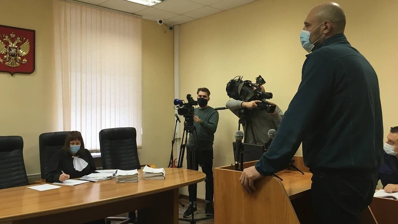 Главная картинка новости: Экс-первый вице-мэр Воронежа признался во взятке в 1,5 млн рублей