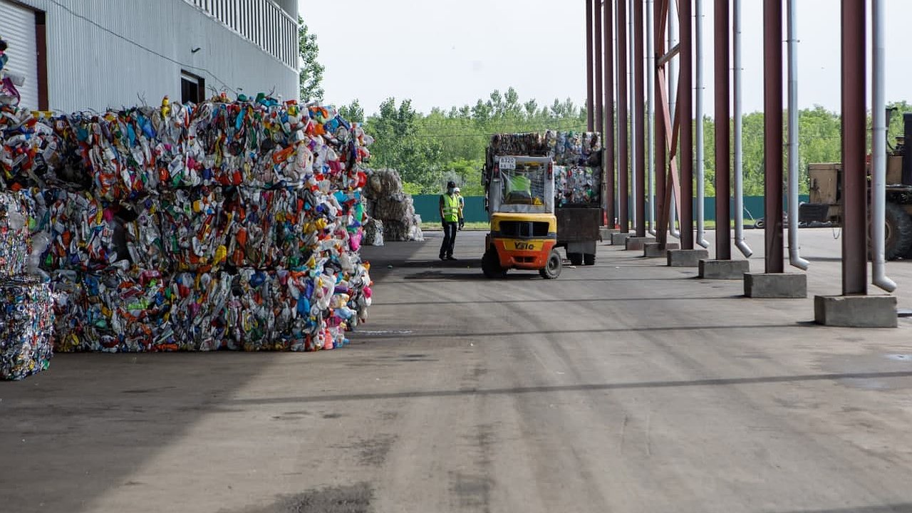 Главная картинка новости: В трех райцентрах Воронежской области появятся полигоны для утилизации твердых коммунальных отходов