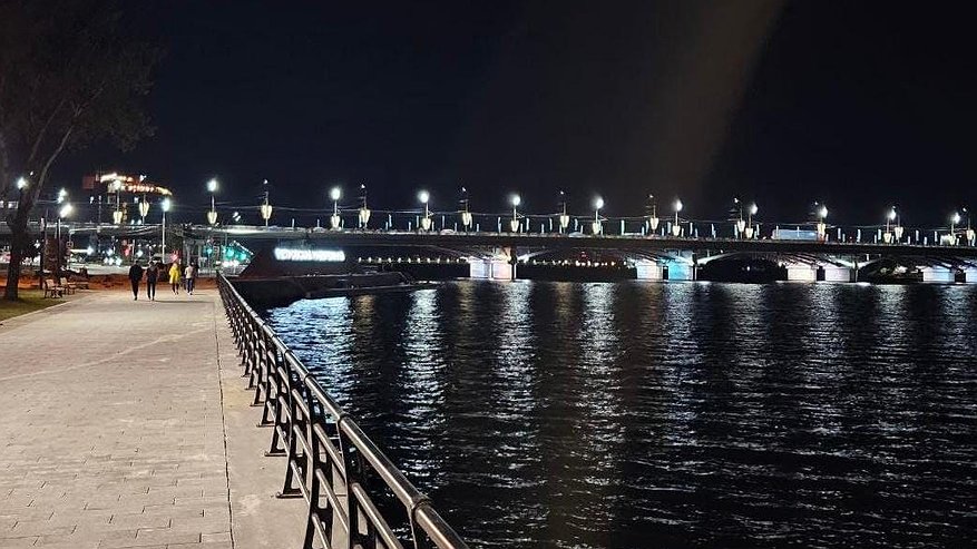Главная картинка новости: На Адмиралтейской площади в Воронеже установят каток