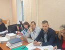 Обвиняемый в избиении женщины экс-полицейский не смог добиться передачи дела другому судье