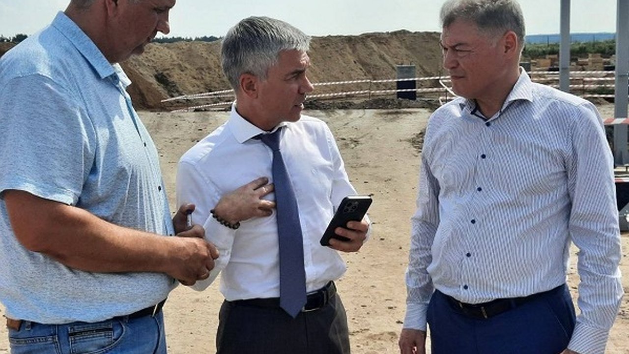 Главная картинка новости: В семеноводческий центр под Воронежем инвестируют больше 2 млрд рублей