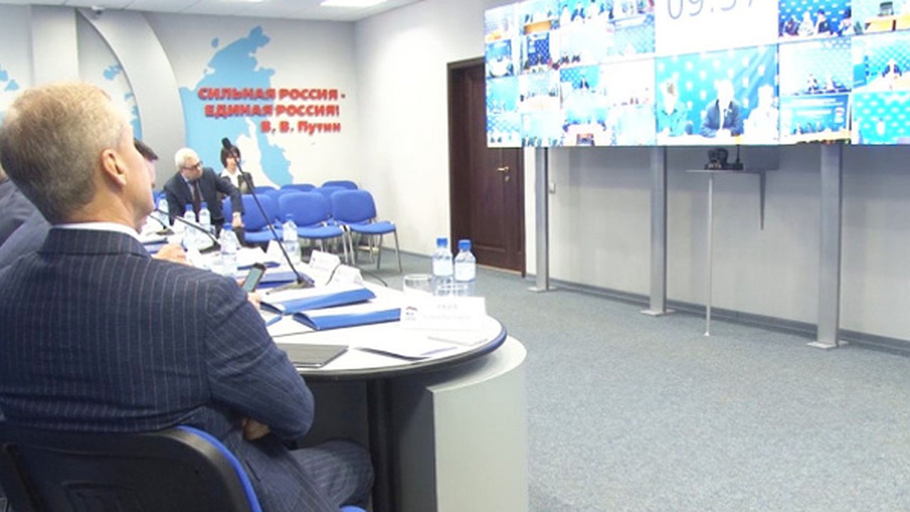 Главная картинка новости: Воронежский депутат Госдумы: «Законодательство для торговых сетей следует ужесточить»