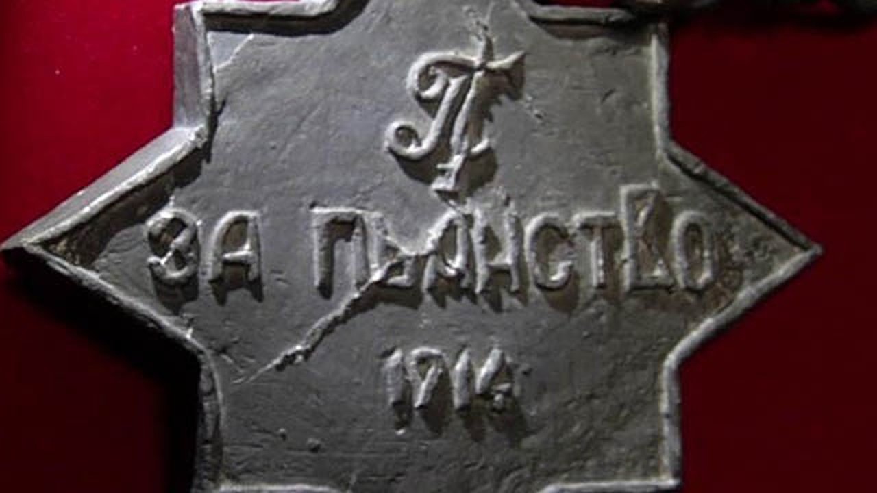 Главная картинка новости: Воронеж. Золотое сечение граненого стакана