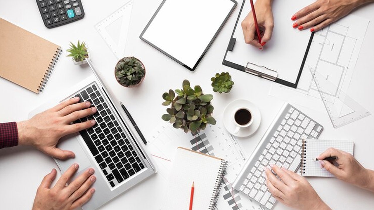 Главная картинка новости: Аналитики рынка труда назвали самые дефицитные профессии прошедшего года в Воронежской области