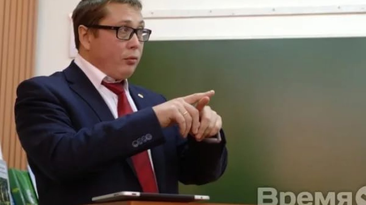 Главная картинка новости: Дмитрий Ендовицкий: «Мест в воронежских вузах вдвое больше, чем выпускников школ»