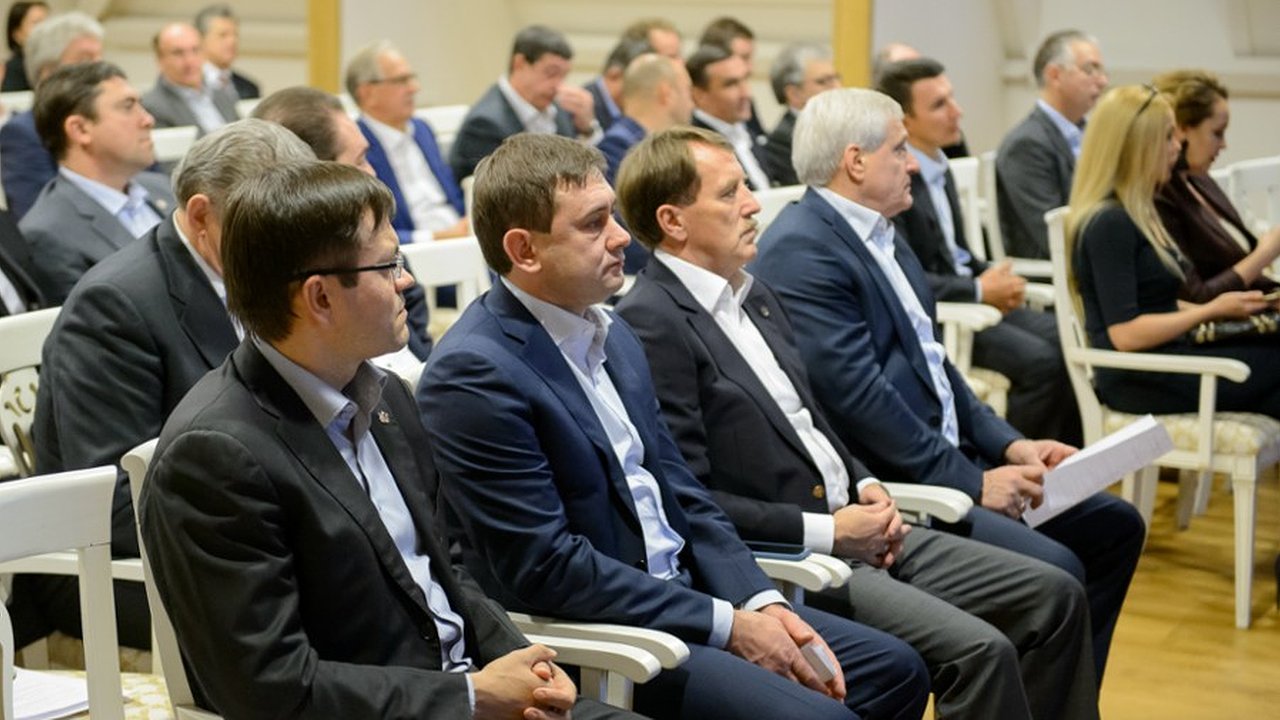 Главная картинка новости: В Воронежской области число негативных событий вдвое превысило число позитивных