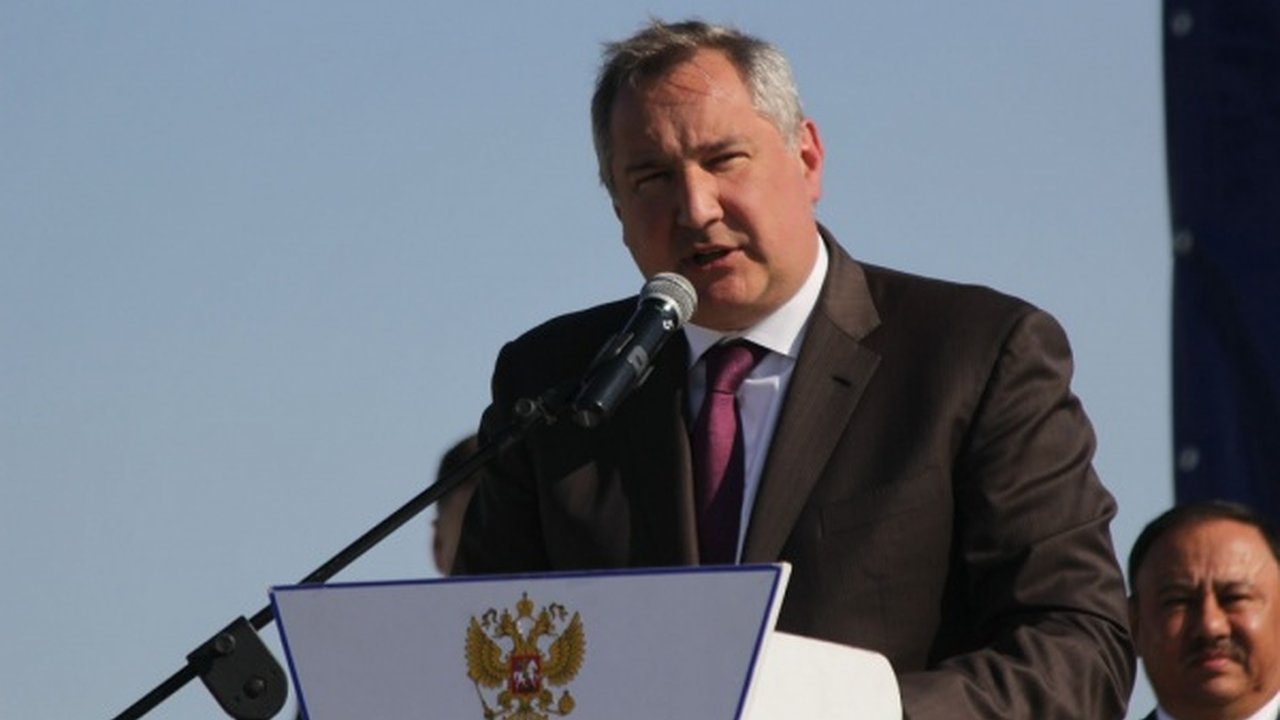 Главная картинка новости: Эксперт: вероятность перевода Дмитрия Рогозина в Воронеж незначительна