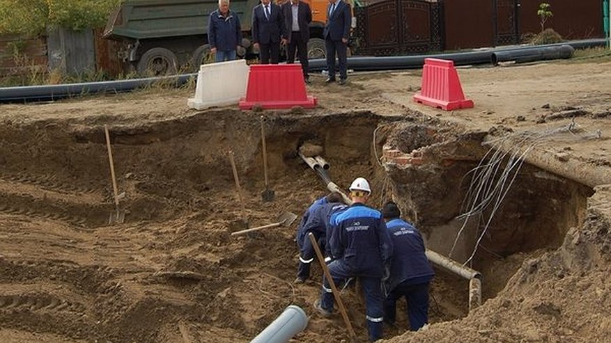 Главная картинка новости: В Россоши восстановили водоснабжение после очередной коммунальной аварии 