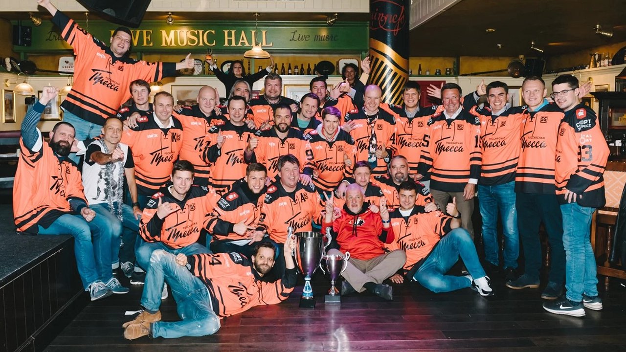 Главная картинка новости: Обладатель Кубка Гагарина и бронзовый призер Олимпиады выступят на Бобровском льду 