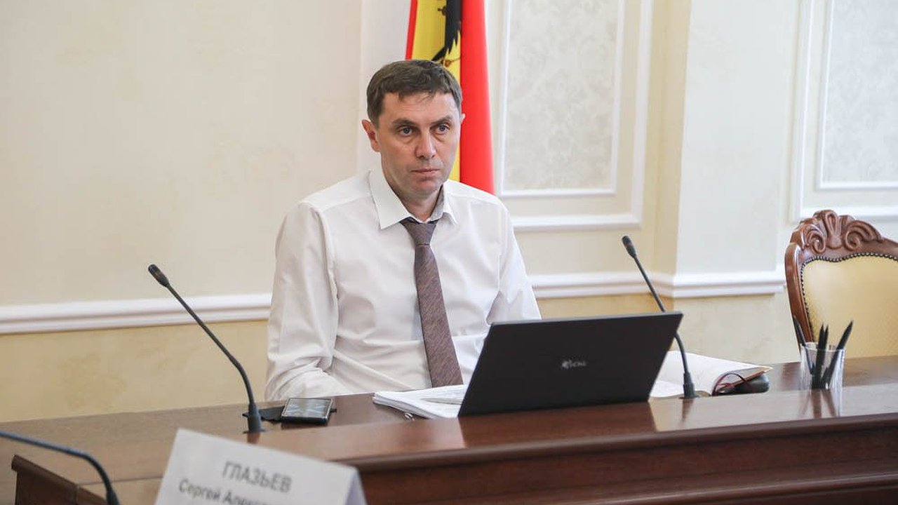 Главная картинка новости: «Политический капитал Сергею Петрину придется наработать» – эксперты о фаворите «мэрской гонки» в Воронеже