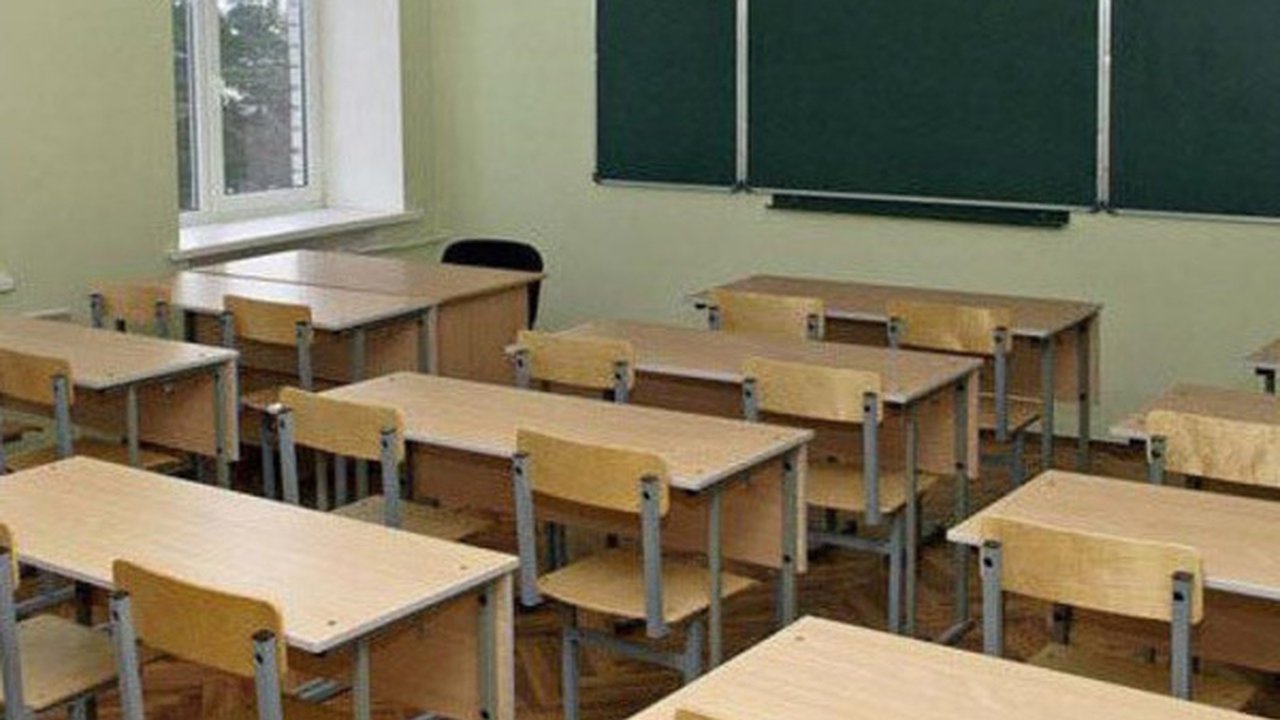 Главная картинка новости: Начало учебного года в Воронеже могут перенести