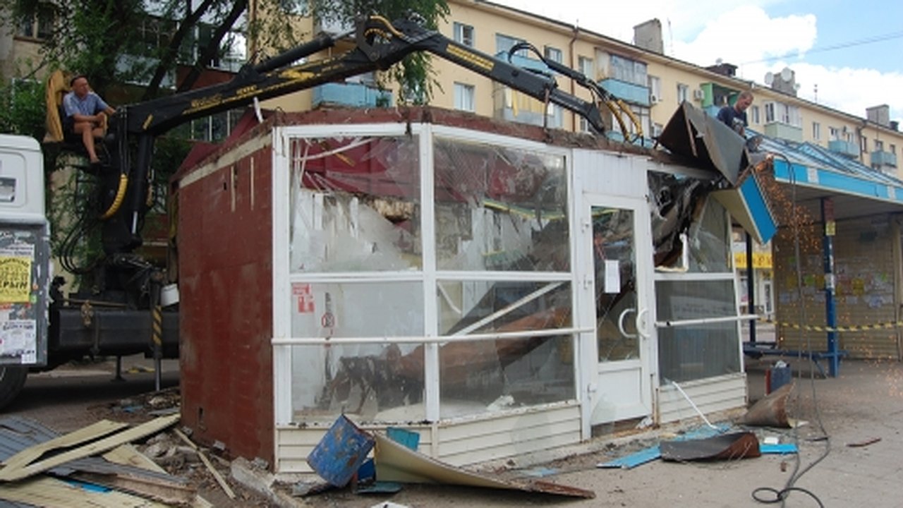 Главная картинка новости: Воронежская гордума отменила мораторий на снос ларьков