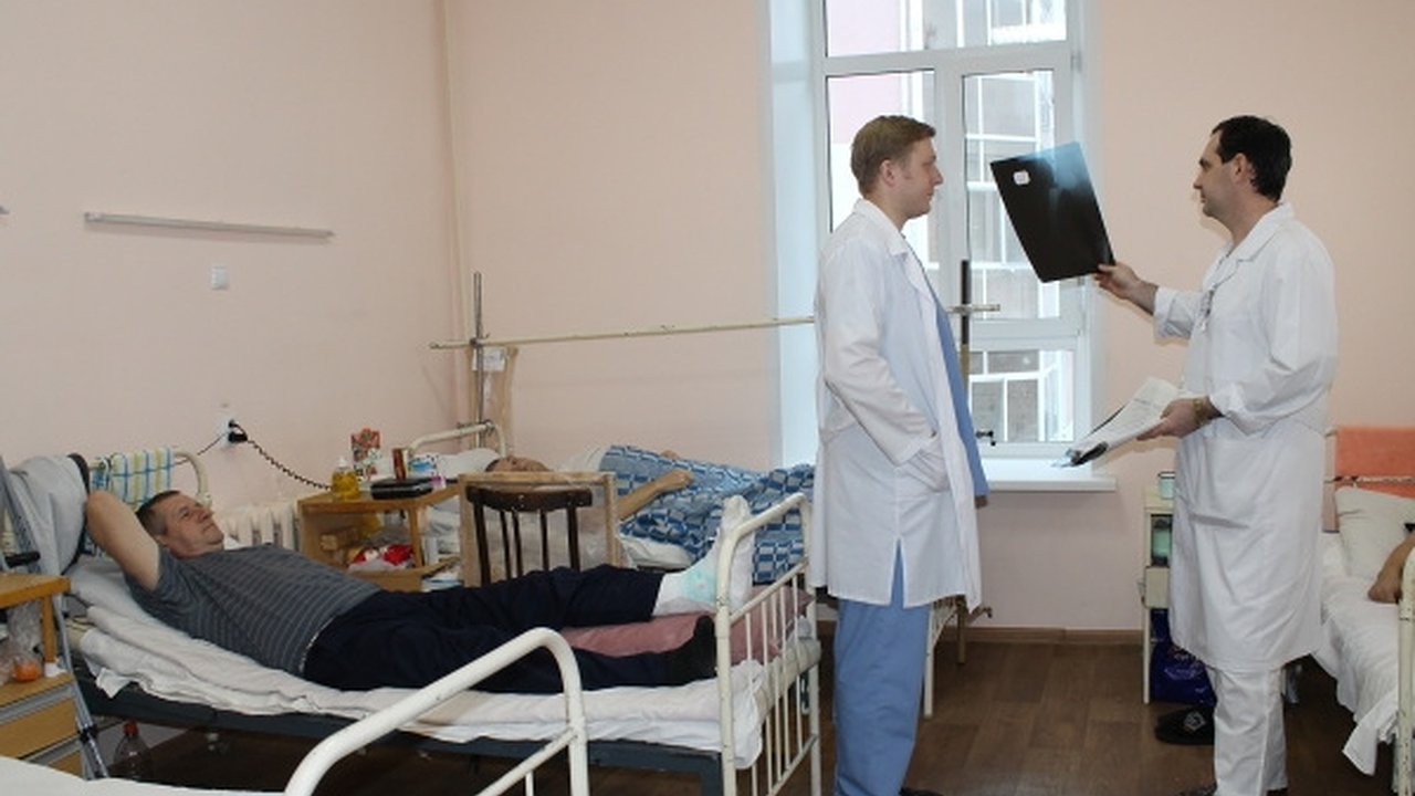 Главная картинка новости: Как воронежцы могут лишиться страховки при отдыхе заграницей? 