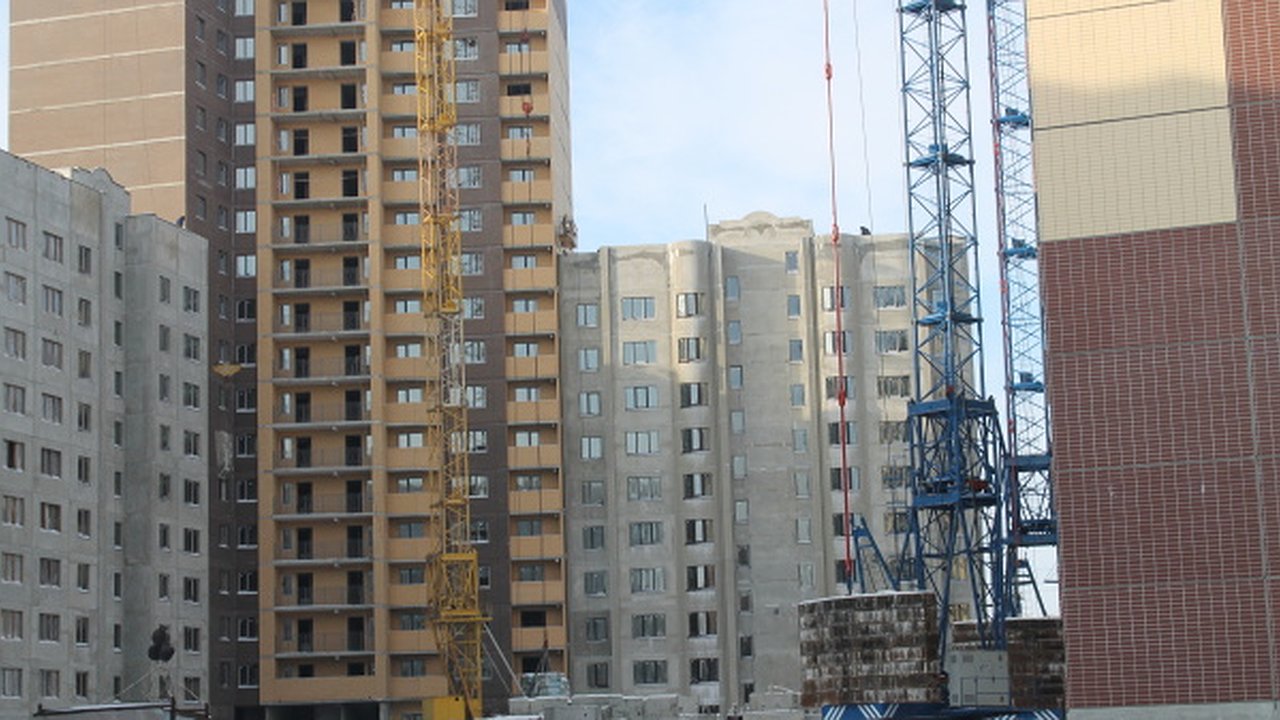 Главная картинка новости: Объем ввода жилья в Воронеже упал в три раза