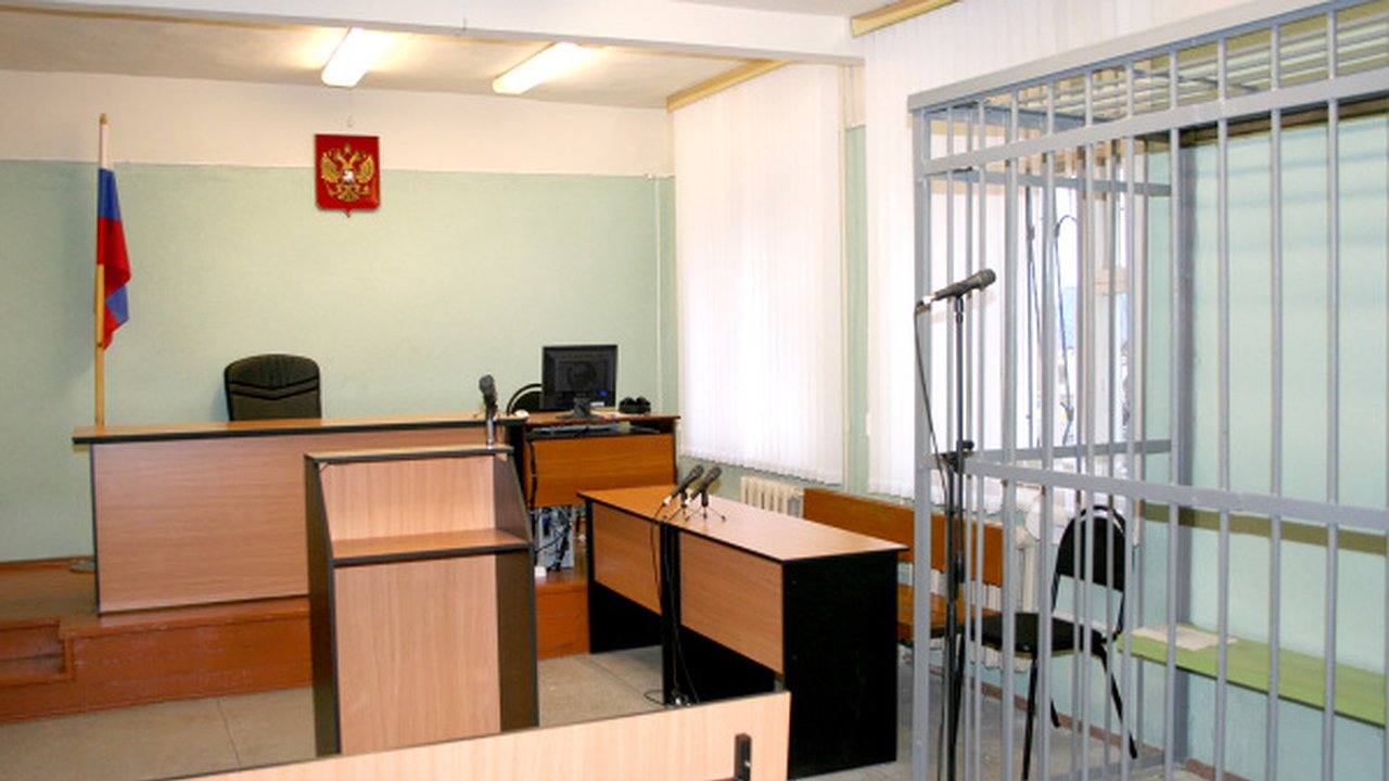 Главная картинка новости: Воронежские судьи открестились от адвокатов