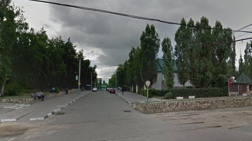 Главная картинка новости: В воронежском «Танаисе» снесут кафе 