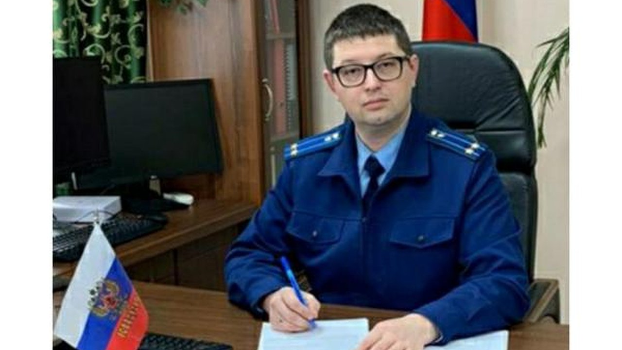 Главная картинка новости: Новым прокурором Воронежа стал Анатолий Толстихин