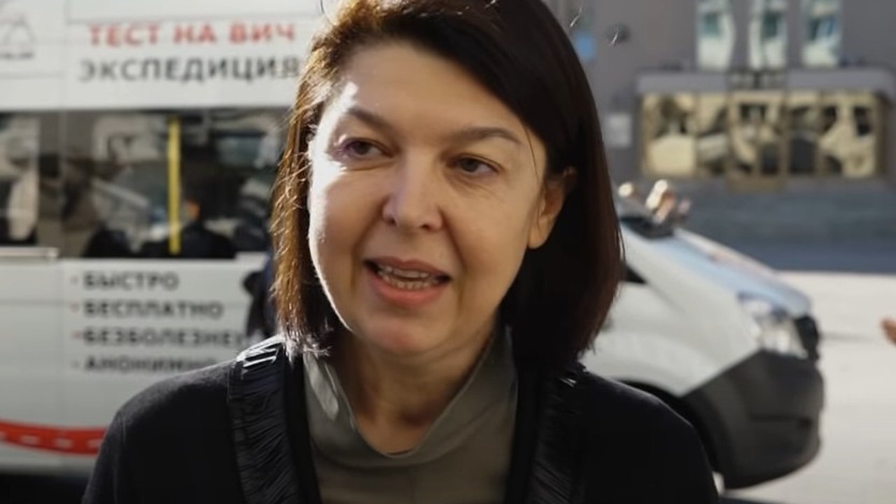 Главная картинка новости: Прошедшая в Госдуму РФ от Воронежской области Ирина Тулинова сдала мандат