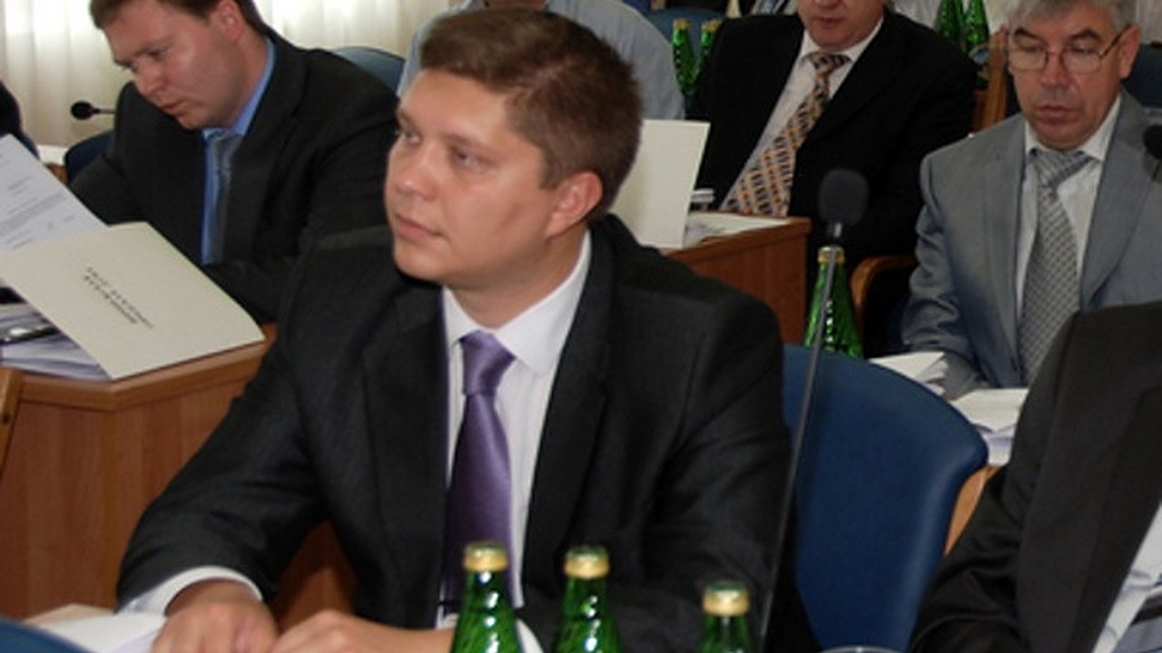 Главная картинка новости: Воронежского депутата хотят завалить долговыми требованиями 