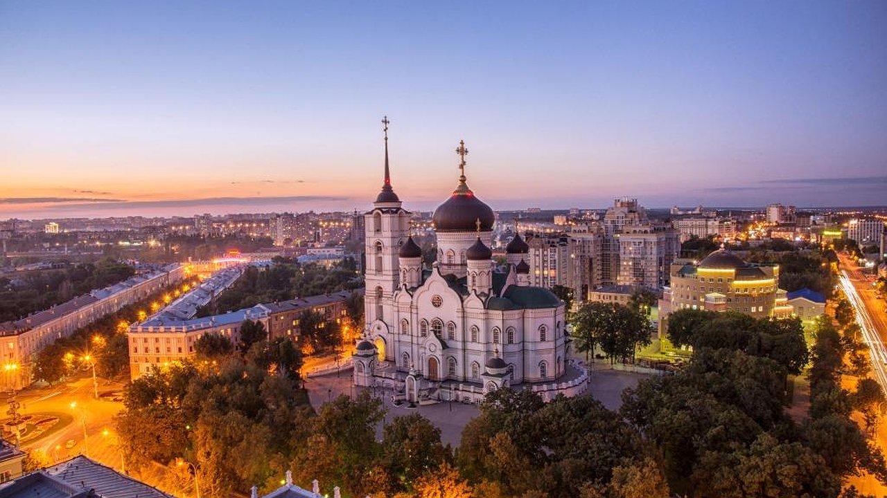 Главная картинка новости: МРСК Центра обеспечивает перспективное развитие города-миллионника Воронежа