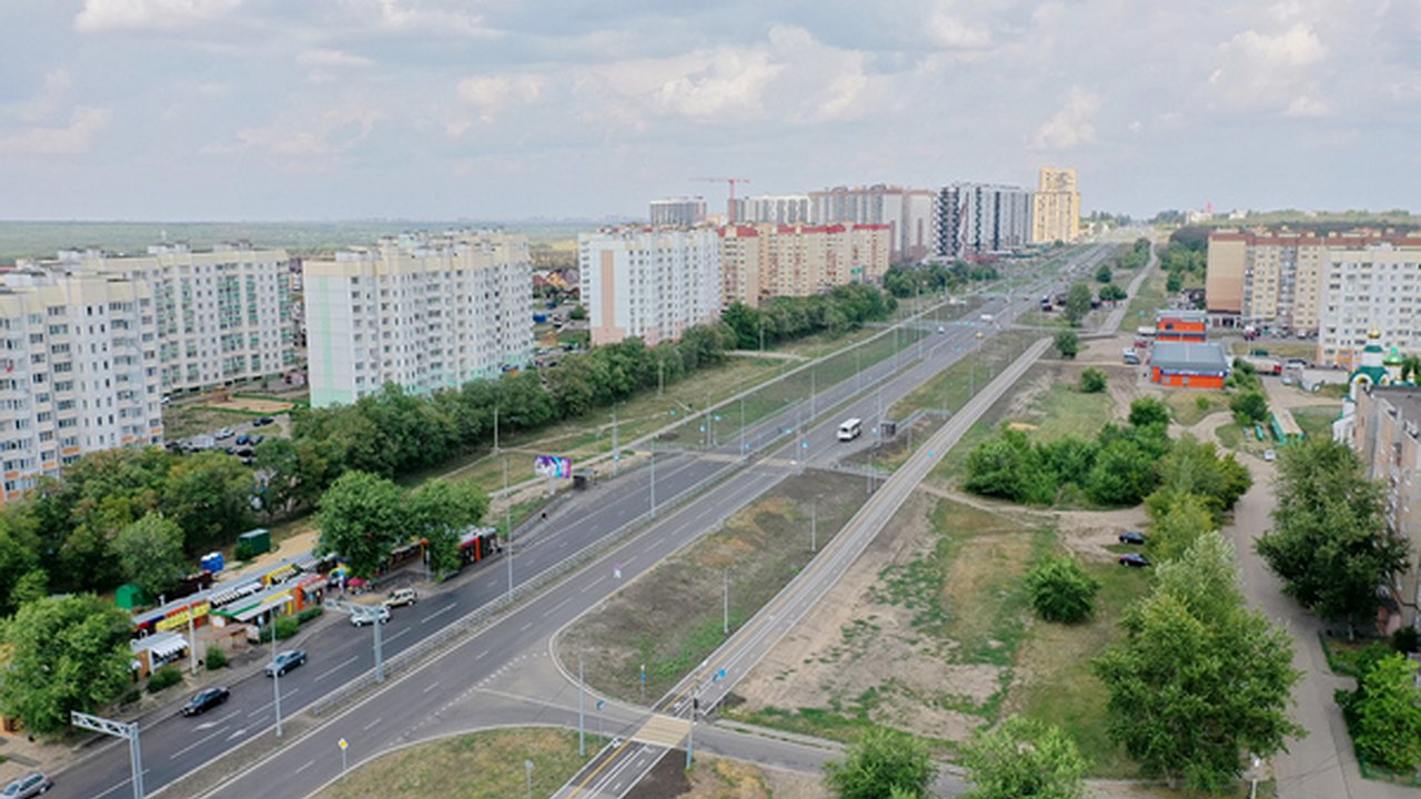 Главная картинка новости: На двух улицах Воронежа в ближайшее время появится почти 4 км велодорожек