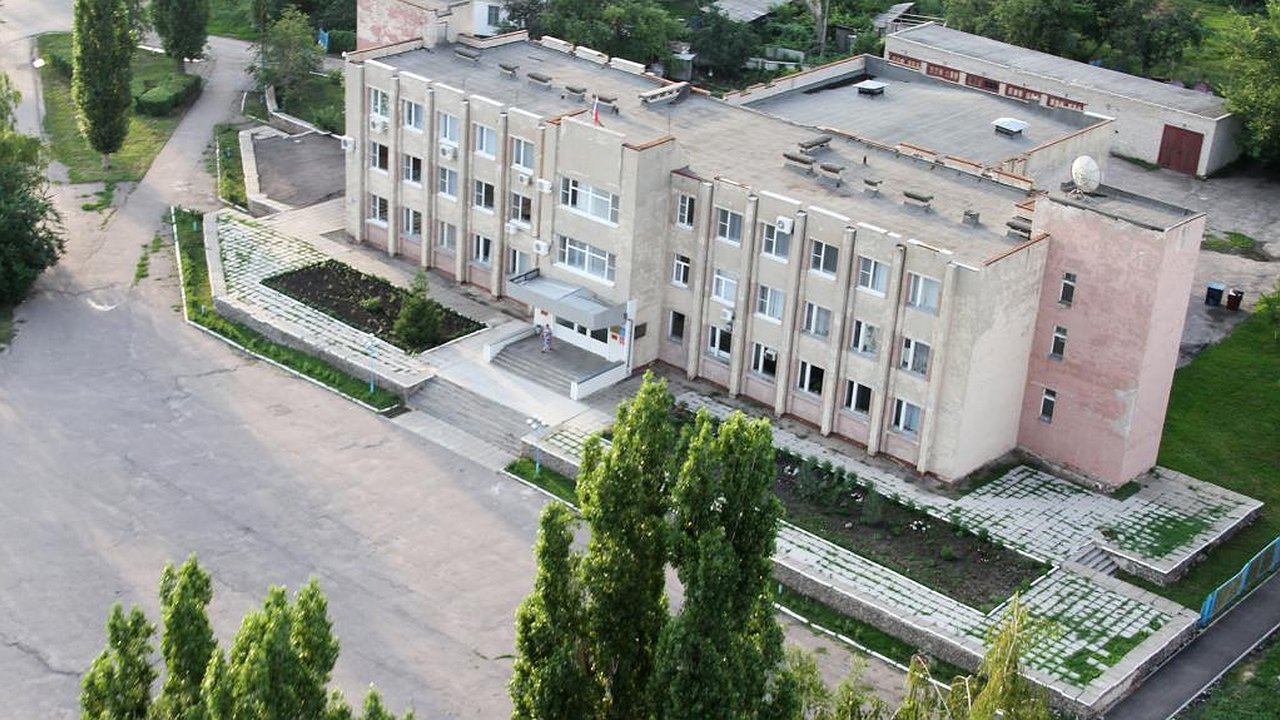 Главная картинка новости: Силовики нагрянули с обысками в райадминистрацию под Воронежем