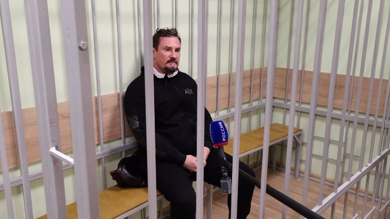 Главная картинка новости: Суд оставил главу «Воронежской горэлектросети» в СИЗО еще на два месяца