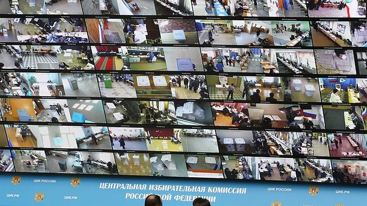 Главная картинка новости: Нарушения на воронежских выборах попадут и в камеру, и на карту