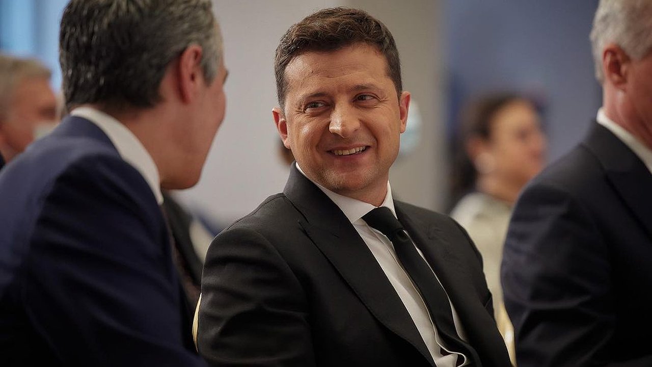 Главная картинка новости: Воронежцы с годами потеряли симпатию к Президенту Украины