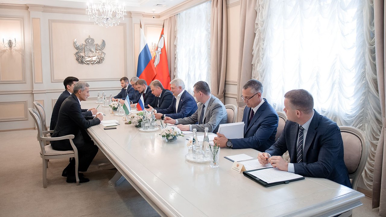 Главная картинка новости: Воронежской землей интересуются в Узбекистане