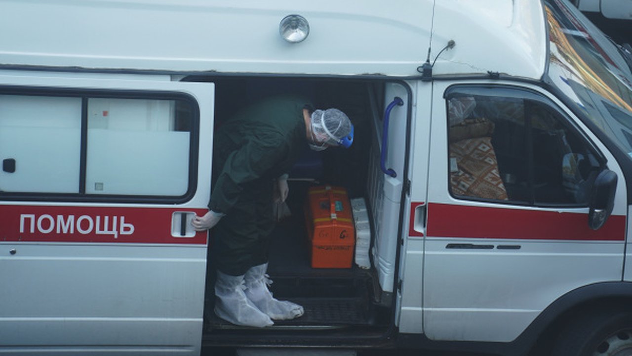 Главная картинка новости: В Воронежской области за сутки от коронавируса умерли 15 человек