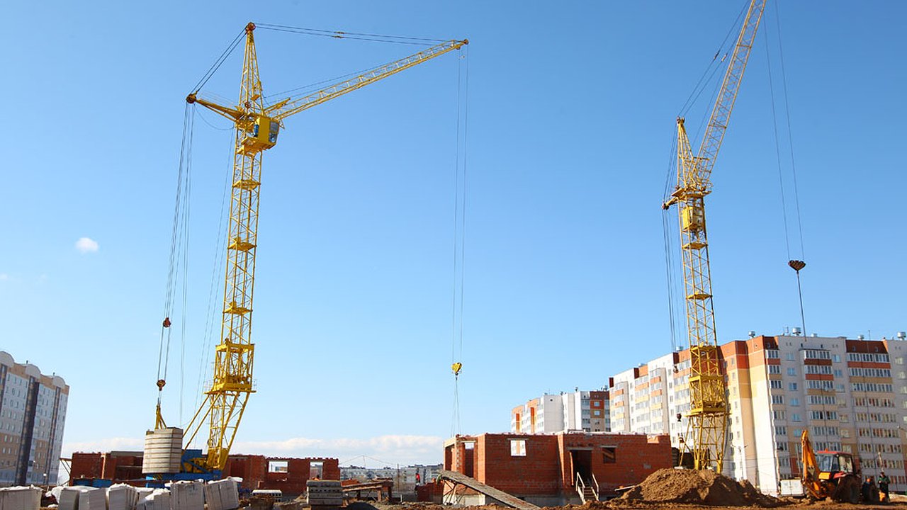 Главная картинка новости: Воронежцы не спешат участвовать в программе «Жильё для российской семьи» 