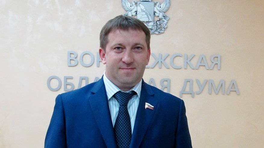 Главная картинка новости: Роман Жогов: «Даже самая  большая правительственная программа не заменит маленькой инициативы простых воронежцев»