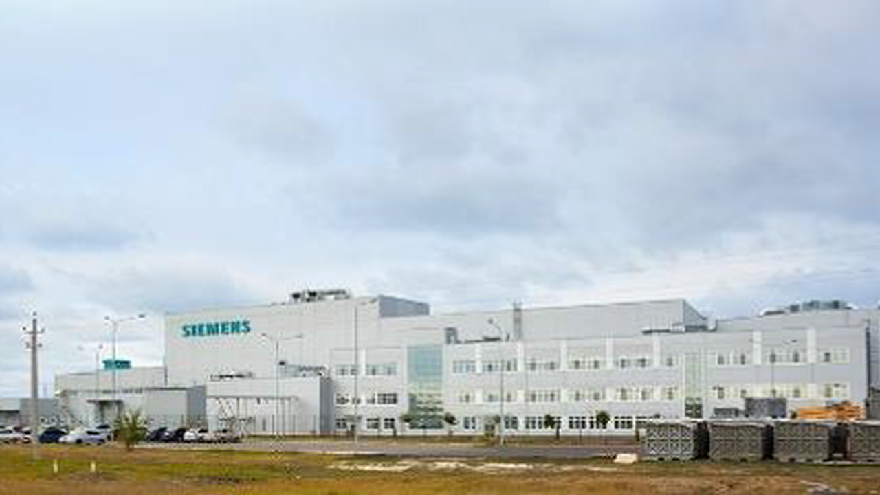 Главная картинка новости: Облправительство вновь попытается создать воронежскую ОЭЗ