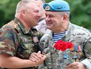 Воронежцы почтили память десантников у монумента «Родина ВДВ»