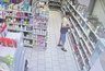 Миниатюра новости: В Россоши мужчина дважды за день ограбил один и тот же супермаркет